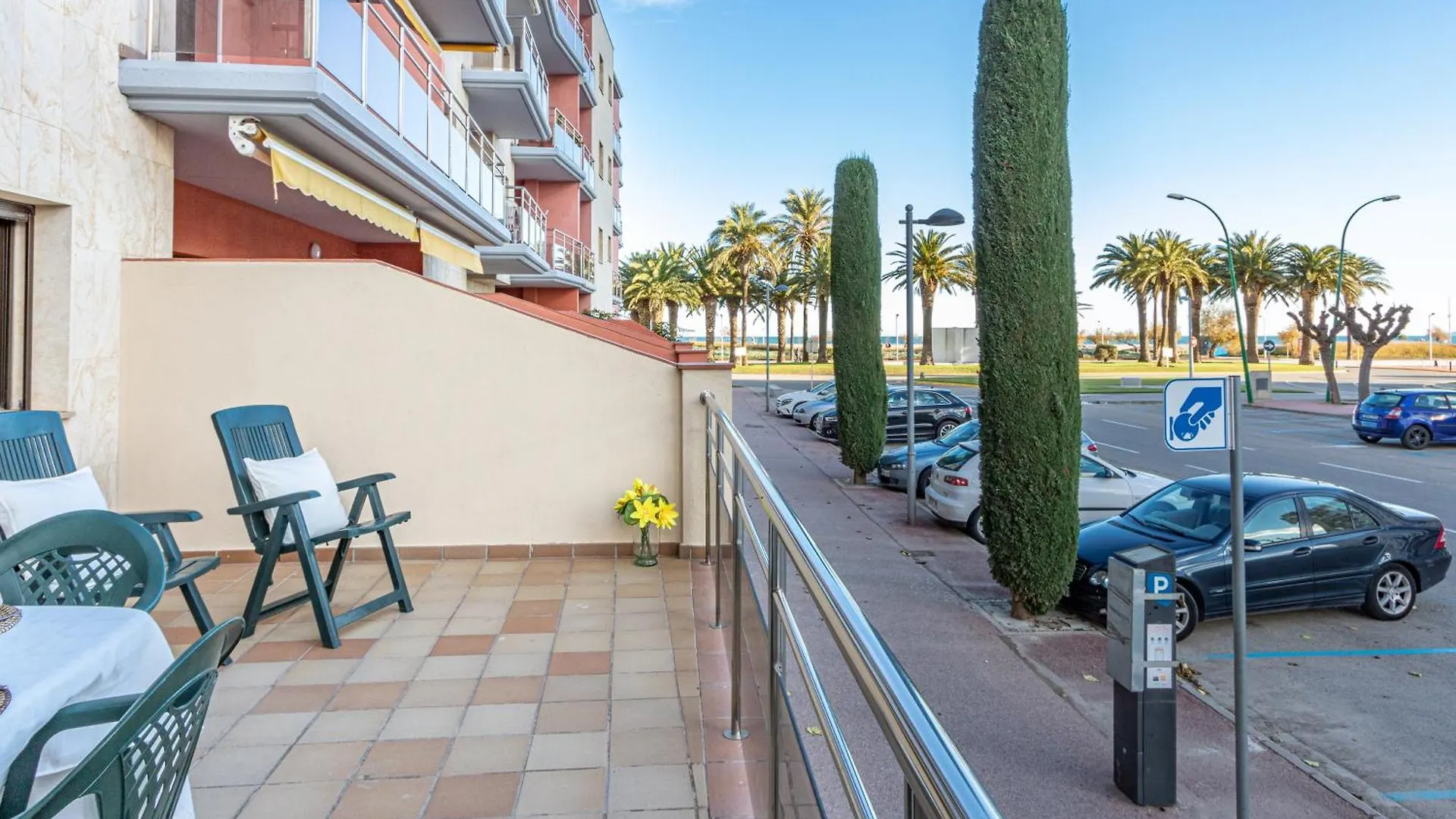 161-Empurialola -Apartamento Con Vistas Al Mar En Empuriabrava Spain